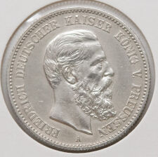 Die Rückseite zeigt den gekrönten Reichsadler...