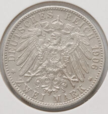 Die Vorderseite präsentiert das nach rechts gewendete Porträt von König Wilhelm II. von Württemberg. Die umlaufende Inschrift lautet WILHELM II KOENIG VON WUERTTEMBERG. Unter dem Halsabschnitt ist das Münzzeichen F der Prägestätte Stuttgart deutlich sichtbar. Das Bildnis zeigt den König mit vollem Barthaar in klassischer Prägequalität.