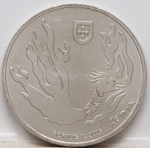 5 Euro Gedenkmünze Portugal 2025 „Phoenix“ – Ansicht der Vorderseite mit stilisiertem Phönix-Vogel über Flammen, und Rückseite mit Wert 5 EURO, Designer-Signatur Ana Biscaia, Ø 30 mm, Material Kupfer-Nickel