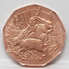 Detailreiche Rückseite der 5-Euro-Kupfermünze...