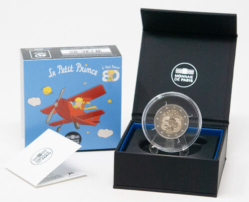 Die Vorderseite präsentiert den Kleinen Prinzen und die Sterne in glänzendem Hochrelief auf einem elegant mattierten Hintergrund (Reverse Proof).