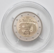 Die europäische Seite zeigt den Nennwert von 2 Euro sowie die Europakarte und die zwölf Sterne der EU-Flagge.