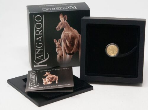 Die Motivseite zeigt zwei Kängurus, die über eine spiegelglatte Wasserfläche springen. Im Hintergrund sind Bergumrisse und realistische Wasserspritzer erkennbar. Rechts befindet sich das 40 Jubiläums-Privy-Mark sowie die Aufschrift KANGAROO 2026 1/10oz 9999 GOLD und das Münzzeichen P der Perth Mint.