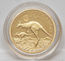 Die Wertseite präsentiert das aktuelle Porträt von König Charles III. nach dem Entwurf von Dan Thorne. Die Inschrift lautet CHARLES III, AUSTRALIA sowie der Nennwert 15 DOLLARS. Der Hintergrund ist im Proof-Finish spiegelnd glatt.