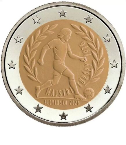 Detailreiche Rückseite der slowakischen 2-Euro-Gedenkmünze 2026 zum 50. Jahrestag des EM-Sieges von 1976 im glänzenden, prägefrischen Zustand.