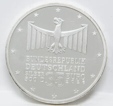 Rückseite der Deutschland 35 Euro 2026 Silbermünze mit dem erhabenen Bundesadler, den Wertziffern und den Europasternen.