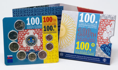 Vorderseite des offiziellen slowakischen Kursmünzensatzes 2026 Kulturverein Argentinien im geöffneten Sammler-Folder.