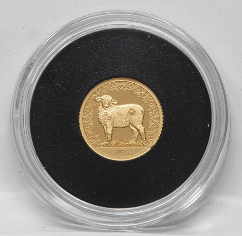 Vorderseite der Mongolei 1.000 Togrog 2027 Goldmünze mit dem detailreich geprägten Schaf-Motiv.