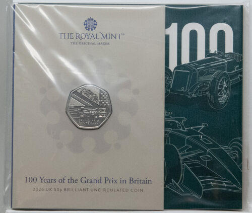 Motivseite der britischen 50 Pence Münze 2026 Grand Prix im originalen Motorsport-Blister.